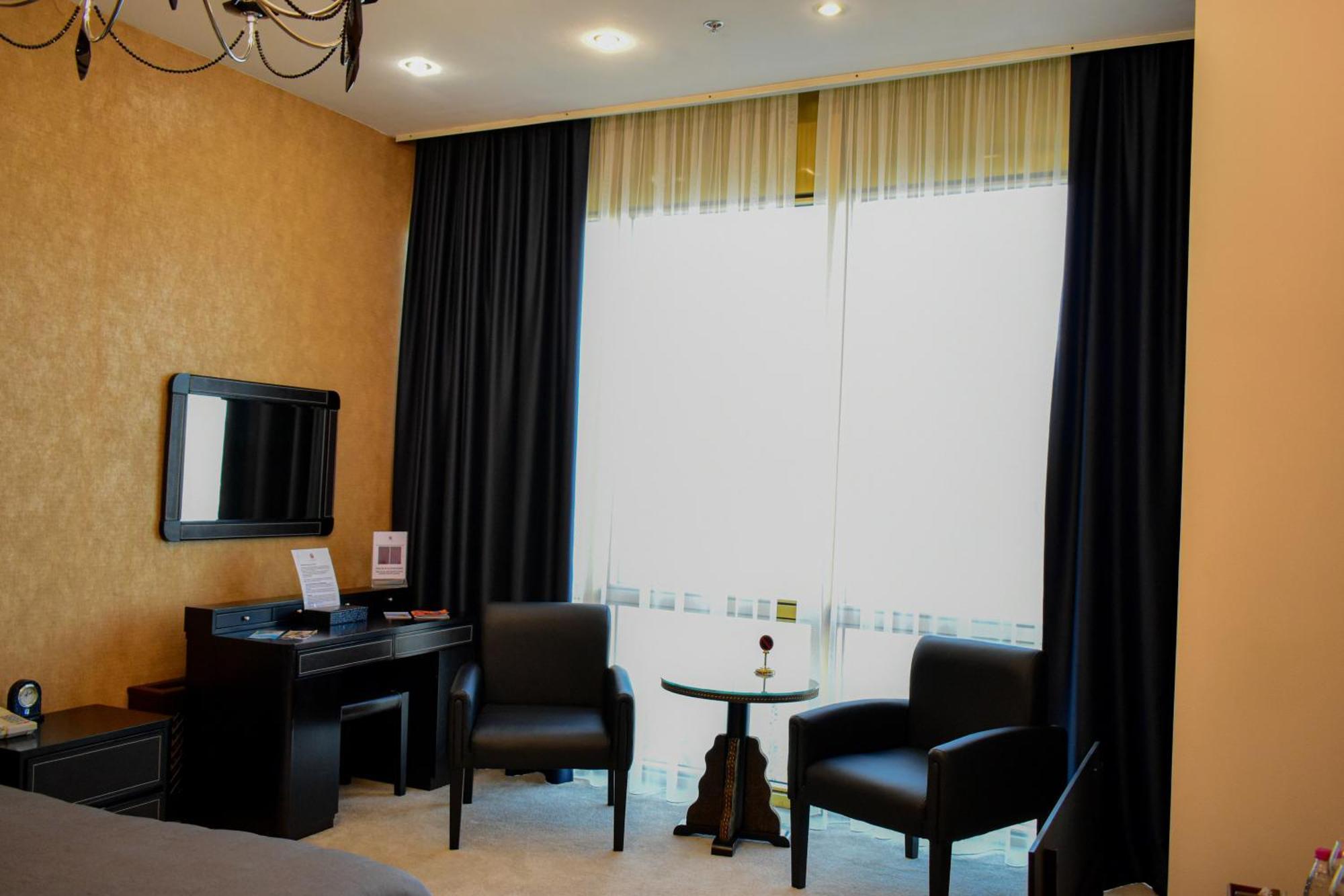 Hotel Feride Vinnycja Exteriér fotografie