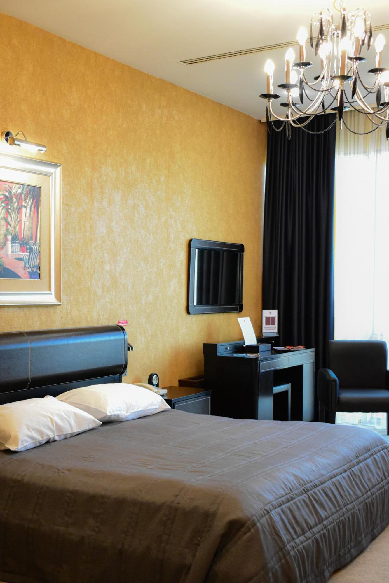 Hotel Feride Vinnycja Exteriér fotografie